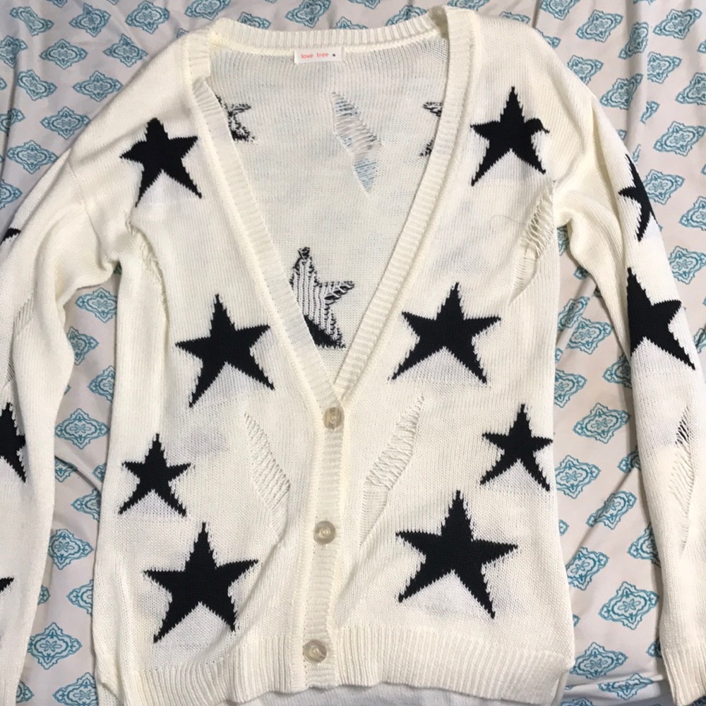 NEW NEW NEW RIPPED STAR SWEATER!!